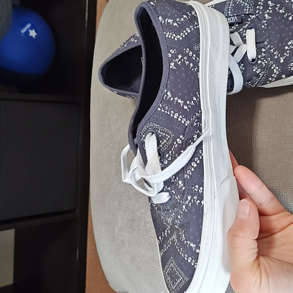 Vans blue and white excellent condition W 7.5 - Picture 3 of 13
